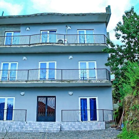 Tedo'S Guest House Makhinjauri Εξωτερικό φωτογραφία