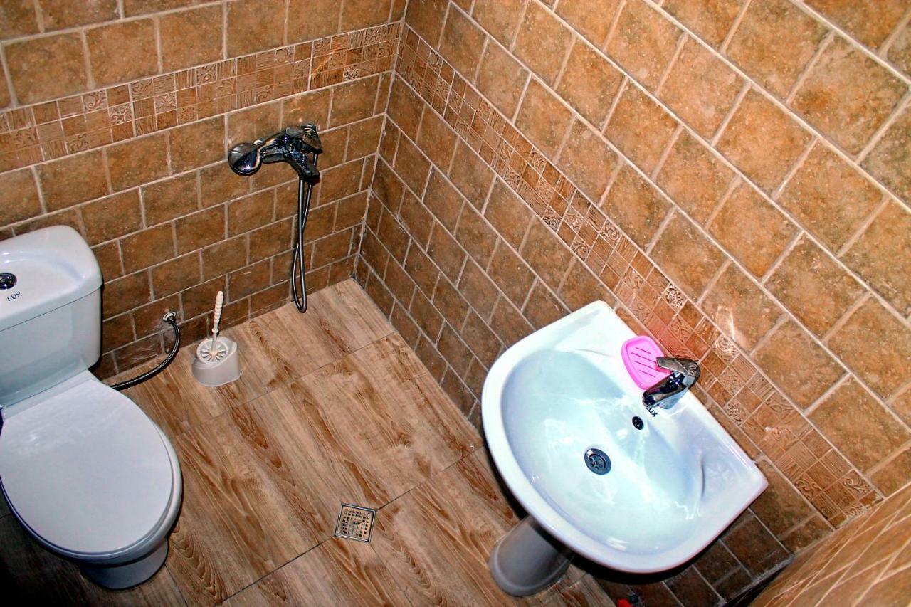 Tedo'S Guest House Makhinjauri Εξωτερικό φωτογραφία
